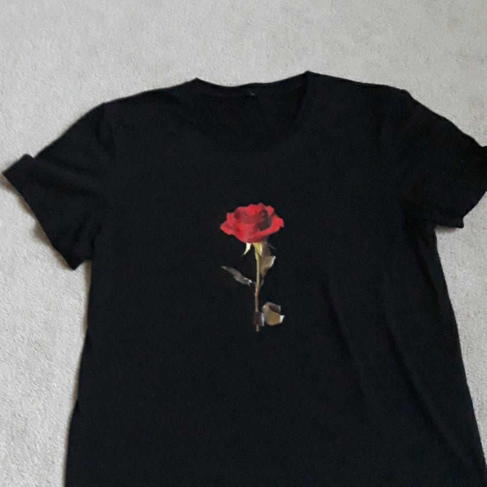 Rose Tshirt